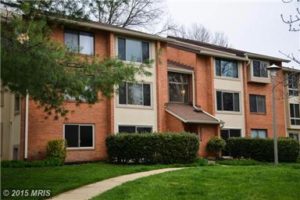 10204 BUSHMAN DR #301, OAKTON, VA 22124