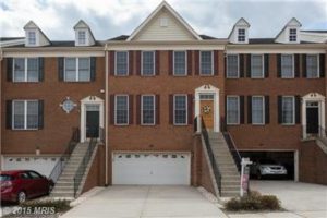 2915 OVERLY SQ, CHANTILLY, VA 20152