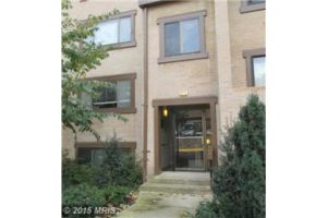 1671 PARKCREST CIR #400, RESTON, VA 20190