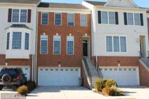 25284 MCINTYRE SQ, CHANTILLY, VA 20152