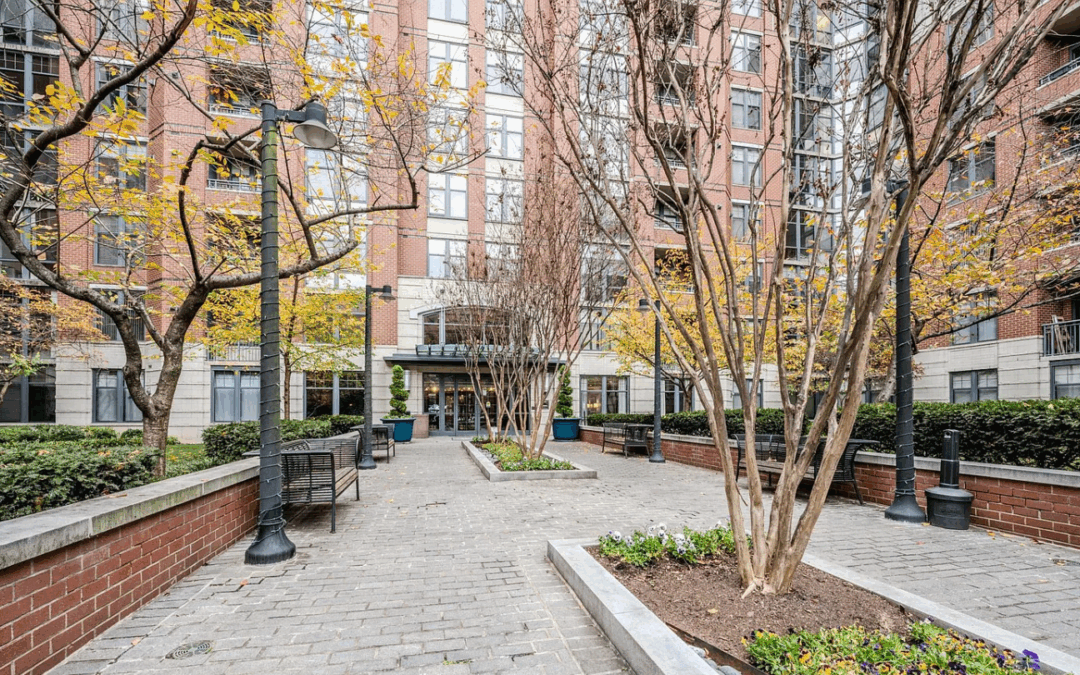 Under Contract in Two Days: A Luxury Clarendon Condo Success Story