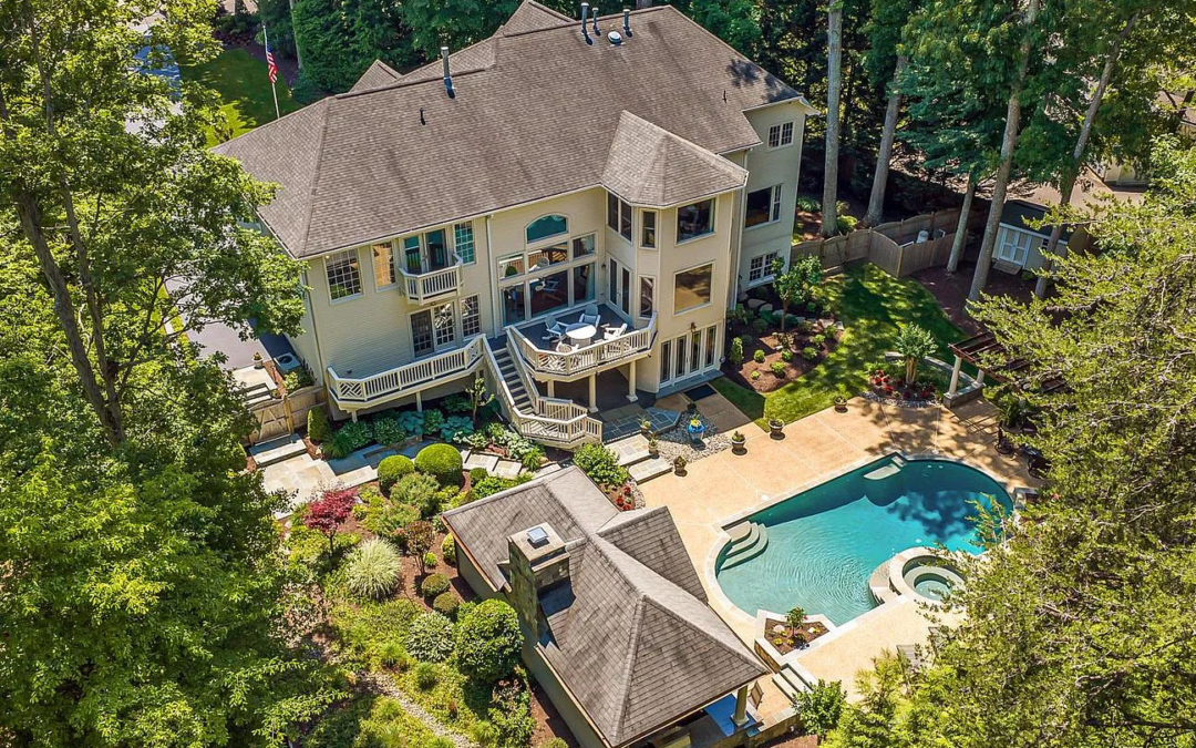 Luxury Fairfax Station Estate Sells for $227,600 Over Asking in Just 5 Days